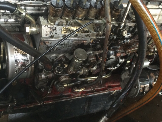 ขายเครื่องHINO-EH700 168แรงพร้อมเกียร์