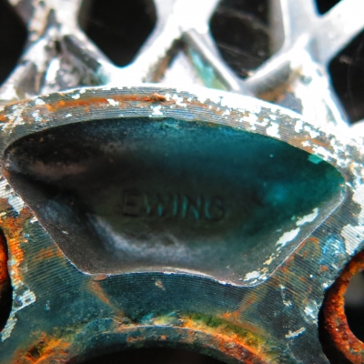 ล้อรังผึ้ง  2 ชิ้น แท้. ขอบ 15   มี  3  วง