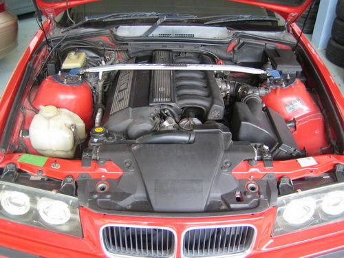 ขาย BMW 320i coupe 93 เกียร ธรรมดา สีแดง ขาย BMW 320i coupe 93 เกียร ธรรมดา สีแดง