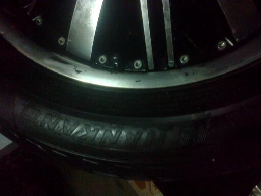 ล้อ20เลนโซ6รูพร้อมยาง265ซันนีปลายปี10สภาพดีพร้อมใช้งาน ล้อ20เลนโซ6รูพร้อมยาง265ซันนีปลายปี10สภาพดีพร้อมใช้งาน