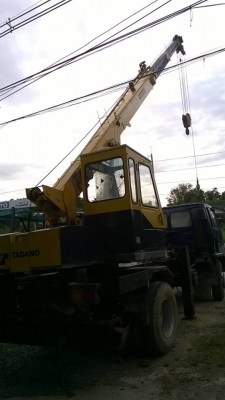 รถเครนหกล้อ อีซูสุ เครนทาดาโน่