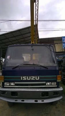 รถเครนหกล้อ อีซูสุ เครนทาดาโน่