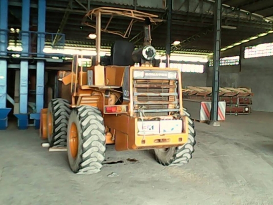 ***ขายแล้วครับขอบคุณ Truck2hand ขายรถตักล้อยาง Wheel Loader Komatsu WA100-1 S.No.xxxx เอวอ่อน เครื่องเดิมปั้มเดิม แขน/บุ้งกี๋เดิมๆ เครื่อง KOMATSU 6D95L-90HP 6สูบ เครื่องดี แรงดี แน่น ปั้มดี แรง ระบบเกียร์ ใช้งานปกติ แขนสวยไม่ปะ บุ้งกี๋ดีไม่ผุ ยางสวย4เส้น