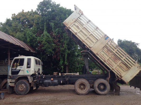 Hino FM3M ดั้มพ์โคราช ขายด่วนเจ้าของขายเอง 1,350,000