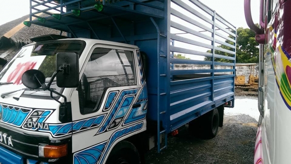 ขาย 6 ล้อเล็ก โตโยต้า 115 แรง