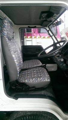 ขาย 6 ล้อเล็ก โตโยต้า 115 แรง