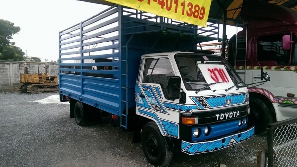 ขาย 6 ล้อเล็ก โตโยต้า 115 แรง