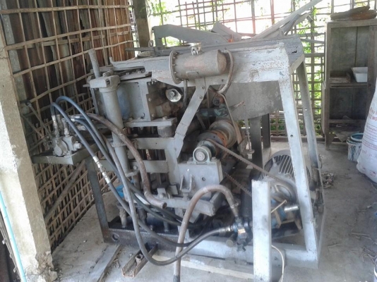 เครื่องอัดอิฐบล็อก เครื่องอัดอิฐบล็อก