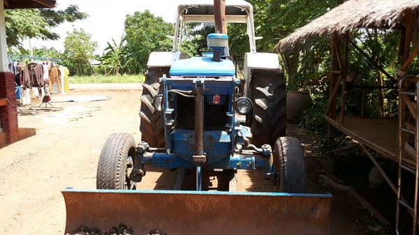 **399,000 บ.ต่อรอง**ขายรถไถเพลาเดียว FORD6600 T3 ไอดีเล็ก เครื่องเดิมปั้มเดิม เครื่องT3 D5NN6015Jท้าย D4NN4024 เกียร์ D7NN7006C เครื่องดี แน่นดี แรง ปั้มดีไม่เยิ้ม แรงดี เกียร์ดีไม่หลุด ช่วงล่างแน่น ท้ายดี ระบบไฮฯใช้งานปกติ ยกหางดีแรง เร็ว ดันดีลุยๆ ยางพอ **399,000 บ.ต่อรอง**ขายรถไถเพลาเดียว FORD6600 T3 ไอดีเล็ก เครื่องเดิมปั้มเดิม เครื่องT3 D5NN6015Jท้าย D4NN4024 เกียร์ D7NN7006C เครื่องดี แน่นดี แรง ปั้มดีไม่เยิ้ม แรงดี เกียร์ดีไม่หลุด ช่วงล่างแน่น ท้ายดี ระบบไฮฯใช้งานปกติ ยกหางดีแรง เร็ว ดันดีลุยๆ ยางพอ