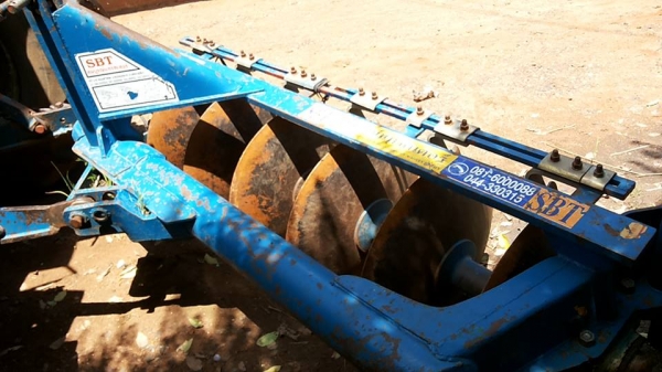 **399,000 บ.ต่อรอง**ขายรถไถเพลาเดียว FORD6600 T3 ไอดีเล็ก เครื่องเดิมปั้มเดิม เครื่องT3 D5NN6015Jท้าย D4NN4024 เกียร์ D7NN7006C เครื่องดี แน่นดี แรง ปั้มดีไม่เยิ้ม แรงดี เกียร์ดีไม่หลุด ช่วงล่างแน่น ท้ายดี ระบบไฮฯใช้งานปกติ ยกหางดีแรง เร็ว ดันดีลุยๆ ยางพอ **399,000 บ.ต่อรอง**ขายรถไถเพลาเดียว FORD6600 T3 ไอดีเล็ก เครื่องเดิมปั้มเดิม เครื่องT3 D5NN6015Jท้าย D4NN4024 เกียร์ D7NN7006C เครื่องดี แน่นดี แรง ปั้มดีไม่เยิ้ม แรงดี เกียร์ดีไม่หลุด ช่วงล่างแน่น ท้ายดี ระบบไฮฯใช้งานปกติ ยกหางดีแรง เร็ว ดันดีลุยๆ ยางพอ