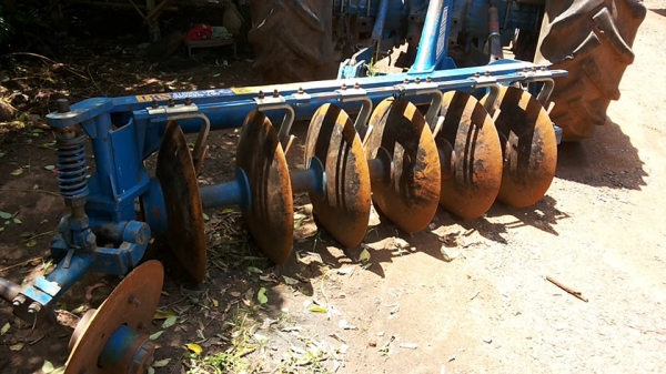 **399,000 บ.ต่อรอง**ขายรถไถเพลาเดียว FORD6600 T3 ไอดีเล็ก เครื่องเดิมปั้มเดิม เครื่องT3 D5NN6015Jท้าย D4NN4024 เกียร์ D7NN7006C เครื่องดี แน่นดี แรง ปั้มดีไม่เยิ้ม แรงดี เกียร์ดีไม่หลุด ช่วงล่างแน่น ท้ายดี ระบบไฮฯใช้งานปกติ ยกหางดีแรง เร็ว ดันดีลุยๆ ยางพอ **399,000 บ.ต่อรอง**ขายรถไถเพลาเดียว FORD6600 T3 ไอดีเล็ก เครื่องเดิมปั้มเดิม เครื่องT3 D5NN6015Jท้าย D4NN4024 เกียร์ D7NN7006C เครื่องดี แน่นดี แรง ปั้มดีไม่เยิ้ม แรงดี เกียร์ดีไม่หลุด ช่วงล่างแน่น ท้ายดี ระบบไฮฯใช้งานปกติ ยกหางดีแรง เร็ว ดันดีลุยๆ ยางพอ