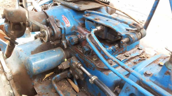 **399,000 บ.ต่อรอง**ขายรถไถเพลาเดียว FORD6600 T3 ไอดีเล็ก เครื่องเดิมปั้มเดิม เครื่องT3 D5NN6015Jท้าย D4NN4024 เกียร์ D7NN7006C เครื่องดี แน่นดี แรง ปั้มดีไม่เยิ้ม แรงดี เกียร์ดีไม่หลุด ช่วงล่างแน่น ท้ายดี ระบบไฮฯใช้งานปกติ ยกหางดีแรง เร็ว ดันดีลุยๆ ยางพอ **399,000 บ.ต่อรอง**ขายรถไถเพลาเดียว FORD6600 T3 ไอดีเล็ก เครื่องเดิมปั้มเดิม เครื่องT3 D5NN6015Jท้าย D4NN4024 เกียร์ D7NN7006C เครื่องดี แน่นดี แรง ปั้มดีไม่เยิ้ม แรงดี เกียร์ดีไม่หลุด ช่วงล่างแน่น ท้ายดี ระบบไฮฯใช้งานปกติ ยกหางดีแรง เร็ว ดันดีลุยๆ ยางพอ