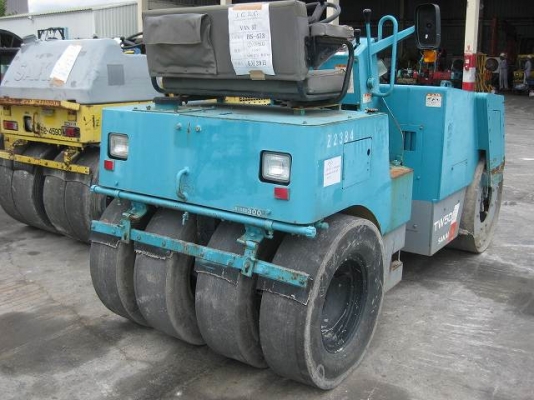 รถบด 4 ตัน SAKAI TW500 นำเข้าจากญี่ปุ่น สภาพดีมาก