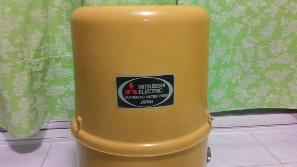 ปั๊มน้ำอัตโนมัติยี่ห้อ mitsubishi 205 วัตต์ สภาพดีพร้อมใช้งานเลยครับ