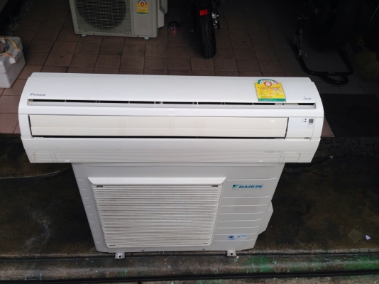 **** ขายแอร์ DAIKIN 18000 BTU สภาพสวย ****