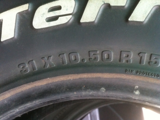 ยาง BF goodrich 31 ดอกเยอะ 1คู่