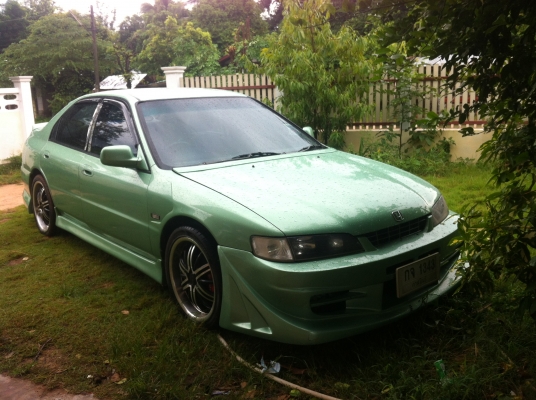 ขายฮอนด้าแอคคอร์ด ชุดแต่งรอบคัน เครื่องเสียงชุดใหญ่ ราคาถูกๆ