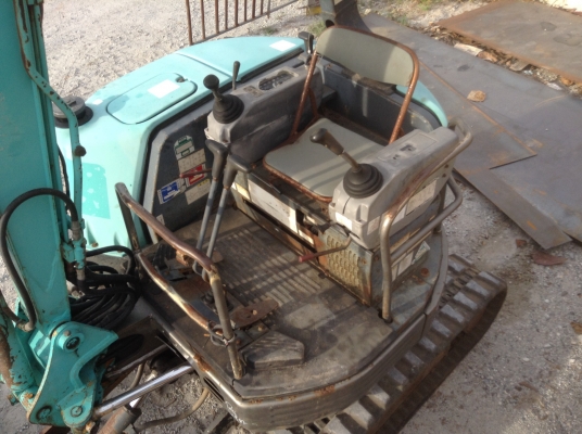 ขายรถขุด KOBELCO SK025SR เร็ว แรง มีลายหัวกระแทก T.0894071471 ขายรถขุด KOBELCO SK025SR เร็ว แรง มีลายหัวกระแทก T.0894071471