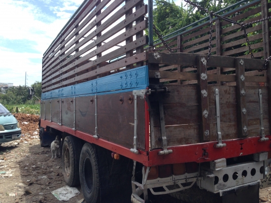 ขายรถ 10 ล้อ อีซูซุ ร็อคกี้ 175 แรง กระบะไม้ ยาว 7 เมตร ปี 2533