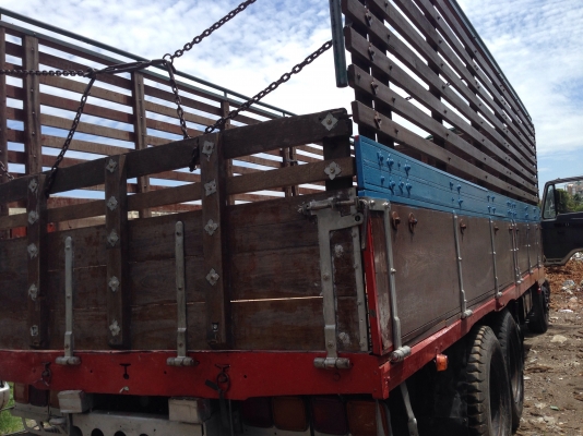 ขายรถ 10 ล้อ อีซูซุ ร็อคกี้ 175 แรง กระบะไม้ ยาว 7 เมตร ปี 2533