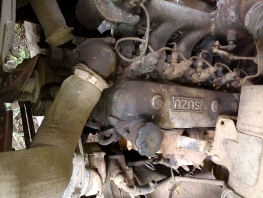 ***ขายแล้วครับขอบคุณ Truck2hand<ถูกๆจัดให้ ร่วมสู้ด้วยกัน พี่น้องครับ !!>>ขาย10ล้อหัวยาวเพลาเดียวท้ายลาดขึ้นแบคโฮ100/120 ISUZU TX 6BB1-145HP เครื่องดีสตาร์ทติดง่าย แน่นดี แรงยังดี เกียร์ดีไม่หลุด ช่วงล่างเพลาเดียวเดิม คัสซีดี ยังโอเค ไม่ผุ หางขึ้