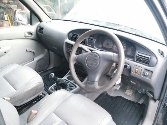 FORD RANGER พร้อมทำมาหากิน FORD RANGER พร้อมทำมาหากิน