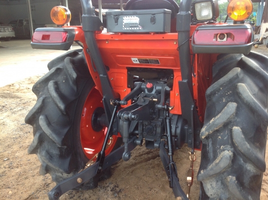 ปัญญาแทรคเตอร์มาแล้ว... คูโบต้า L3608 พร้อมใบมีดคานล่างFD163F โรตาลี่ตราช้าง เล่มทะเบียน พร้อมส่งทั่วไทยครับ จัดส่ง อ.เมือง จ. เพชรบูรณ์