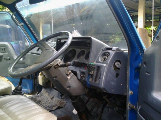 รถบรรทุก6ล้อกลางเจ้าของขายเอง สภาพดี ราคาต่อลองได้โบว์เชตตะวัน