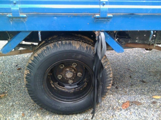 รถบรรทุก6ล้อกลางเจ้าของขายเอง สภาพดี ราคาต่อลองได้โบว์เชตตะวัน