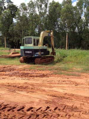 ขายKOBELCO 60-2 เครื่องดี แอวแน่น ทำงานเร็ว บูมอาร์มดี ไม่โหลด โซ่ดี พร้อมใช้งาน เอกสารใบอินวอร์ย ราคา380,000 สนใจโทร090-8588220คุณนะ ID:narong498 หรือwww.truck.in.th/498