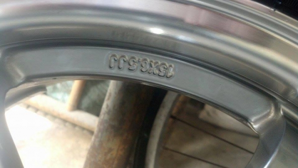 te37 ขอบ 15 พร้อมยางดอกสวยหนาๆ 6900 บาท