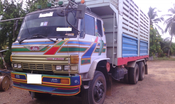 HINO 227 220 แรงม้า 2 เพลาดัมพ์