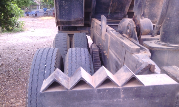 HINO 227 220 แรงม้า 2 เพลาดัมพ์