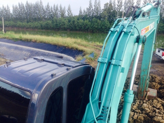 ขายดาวน์แบคโฮ KOBELCO SK140LC-8 SUPER X 2,000 ชั่วโมง สนใจโทร 081-9701072