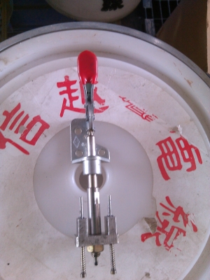 เครื่องมือช่วยดัน จับยึด ล็อกกด ชิ้นงาน แกนโต 10 มม.ระยะเลื่อน 2-3 ซม.