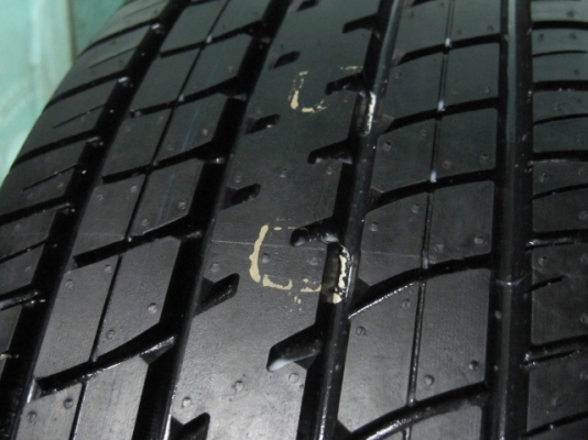 ขายล้อแม็กป้ายแดง VIOS YARIS พร้อมยางปี14 ขอบ15 ตุ่มหน้ายางมีครบ