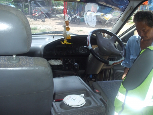 ต้องการขายรถตู้ นอก KIA สภาพพร้อมใช้