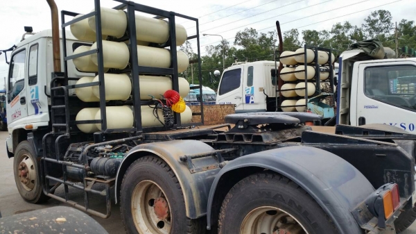 จองแล้ว ครับ 15 คัน หัวลาก DECA 270 ปี 46  เครื่อง เซียงไฮเซล 280 ครับ งวดนี้มีมา 19 คันครับ สวยพร้อมใช้มากๆครับ สตาร์เครื่อง และ ขับได้ทุกคันครับ