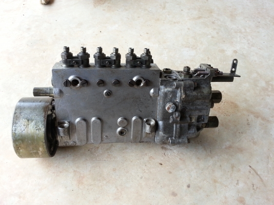 ปั้มดีเซล 6BG1  isuzu  175