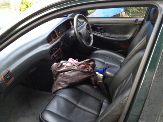 ขายรถบ้าน ฮุนได sonata ปี 97 เกียร์ออโต้ รถผู้บริหารใช้ 89,000 บาท รถไม่ต้องทำอะไรแล้ว ขับดีแอร์เย็น ติดต่อ คุณเอ๋ 092-6356419