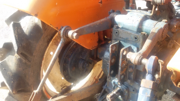 ขายl2201  GT  สองเพลาครับสภาพสวยเดิม