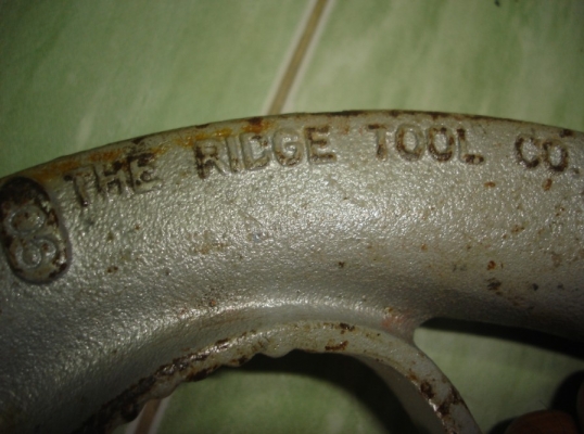 ขายตัวดัดท่อ RIDGID เหล็กหล่อขนาด 1" สภาพสวย ผานการใช้งานน้อย