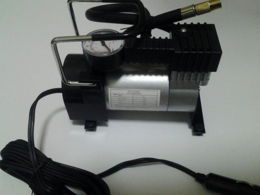 ปั้มลม 12V. สูบเดียว 120 - 150 psi