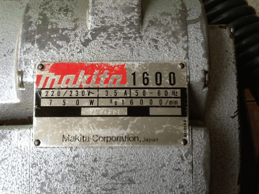 ขายกบไฟฟ้าหน้า3 Makita Model 1600 750W. Made in japan.
