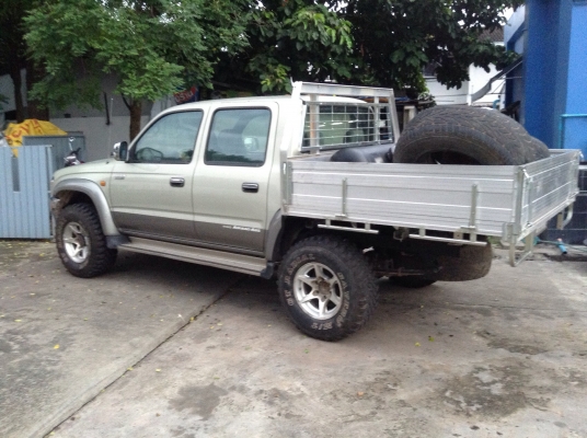 โตโยต้า ไทเกอร์ sport cruiser ตัวท้อป 2001 4ประตู ขับสี่ 175000