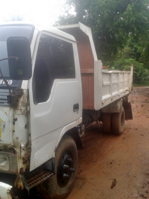 ขายด่วน หกล้อดั้ม