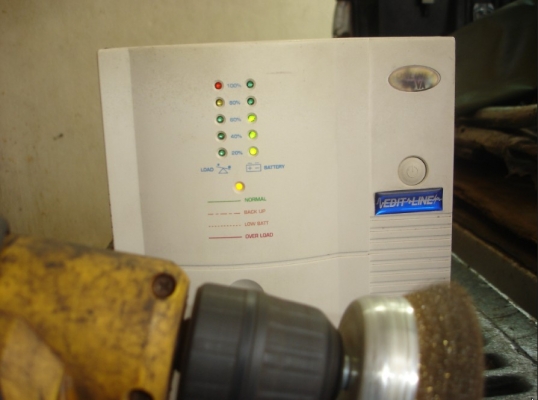 ขายเครื่องสำรองไฟ editline รุ่น ss-2000 cap.2000VA/1200W