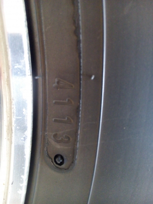 ขายยางสภาพยังใหม่265/70/16ของดันล๊อป ปี2013ไม่แพง4เส้นเพียง4000เท่านั้น