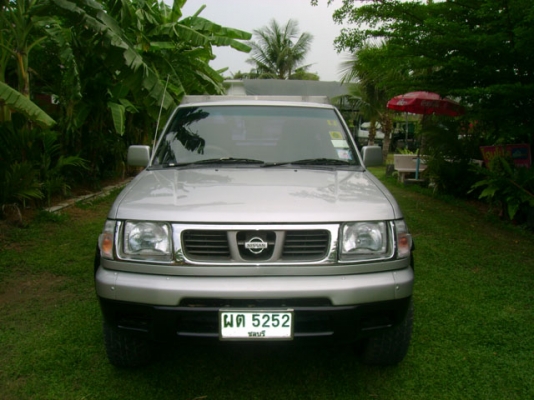 NISSAN FRONTIER KING CAB 4 WD กระบะลอย LPG NISSAN FRONTIER KING CAB 4 WD กระบะลอย LPG
