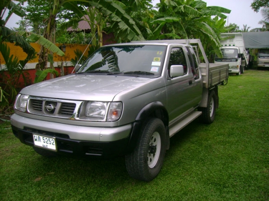 NISSAN FRONTIER KING CAB 4 WD กระบะลอย LPG
